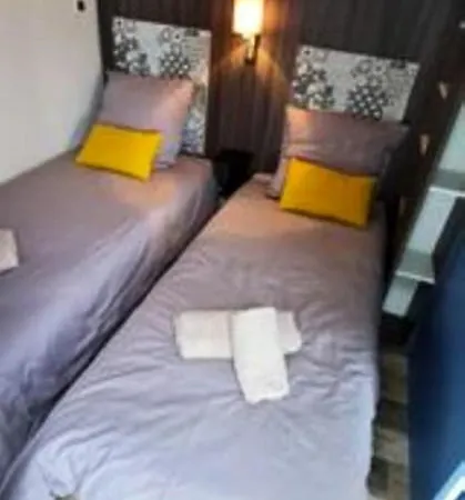 Σπίτι διακοπών Bungalow De 2 Chambres A Raphael A 50 M De La Plage Avec Vue Sur La Mer Piscine Partagee Et Jardin Clos *