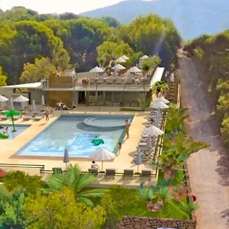 Bungalow De 2 Chambres A Raphael A 50 M De La Plage Avec Vue Sur La Mer Piscine Partagee Et Jardin Clos Σπίτι διακοπών Saint-Raphaël